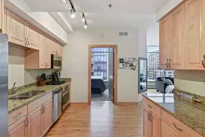215 10th Avenue S #735, Minneapolis, MN 55415 - Photo 5