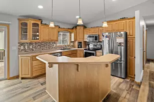 4809 43rd St S, Fargo, ND 58104 - Photo 5