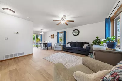 601 Bassford Street, Saint Peter, MN 56082 - Photo 5