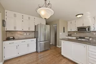 1918 W Kent Rd, Duluth, MN 55812 - Photo 9