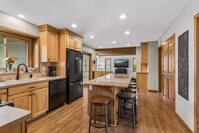 900 Nina Court, Mendota Heights, MN 55118 - Photo 21
