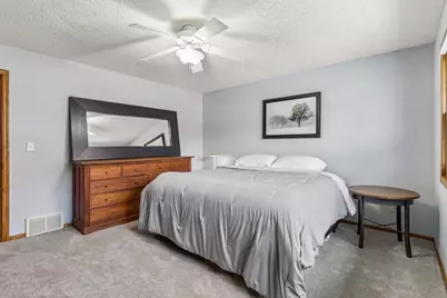 900 Nina Court, Mendota Heights, MN 55118 - Photo 33
