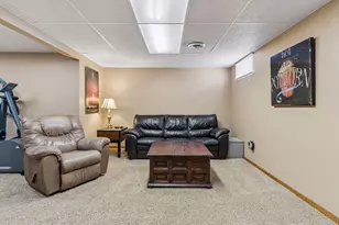 900 Nina Ct, Mendota Heights, MN 55118 - Photo 49