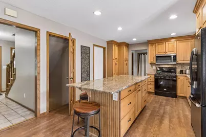 900 Nina Court, Mendota Heights, MN 55118 - Photo 23