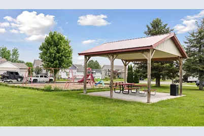 434 E 11th Street #J, New Richmond, WI 54017 - Photo 37