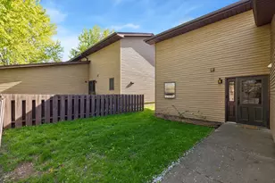 434 E 11th St, New Richmond, WI 54017 - Photo 3