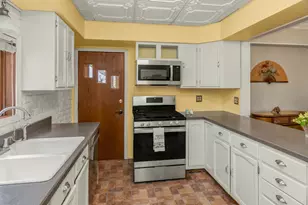 43 Wyoming St W, Saint Paul, MN 55107 - Photo 17