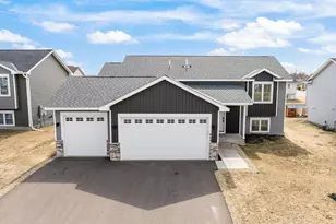 423 Eagle St NW, Isanti, MN 55040 - Photo 35