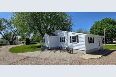 111 Hague Avenue N, Hollandale, MN 56045 - Photo 17
