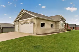 502 Northern Hills Trail, Saint Charles, MN 55972 - Photo 3