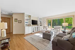 1646 Mayfield Heights Rd, Mendota Heights, MN 55118 - Photo 9