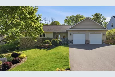 1646 Mayfield Heights Road, Mendota Heights, MN 55118 - Photo 1