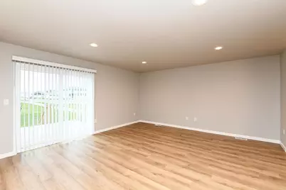 7301 26th Street S, Fargo, ND 58104 - Photo 5