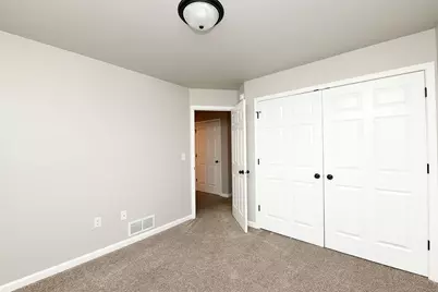 7301 26th Street S, Fargo, ND 58104 - Photo 13