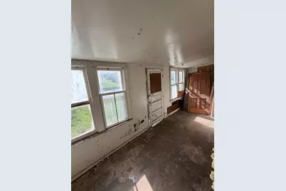 321 Rice Street S, Kasota, MN 56050 - Photo 5