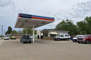 743 E Broadway St, Monticello, MN 55362 - Photo 1