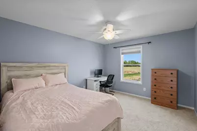 1828 Fescue Circle, Shakopee, MN 55379 - Photo 23