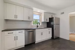 4325 Beard Ave N, Robbinsdale, MN 55422 - Photo 9