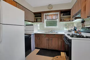509 Charlotte St SE, Willmar, MN 56201 - Photo 5
