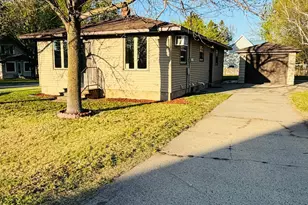 430 Western St, New Munich, MN 56356 - Photo 1