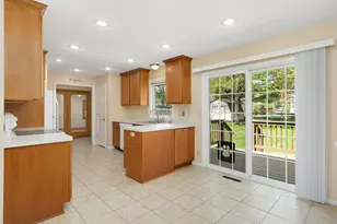2298 Pleasant View Dr, New Brighton, MN 55112 - Photo 9