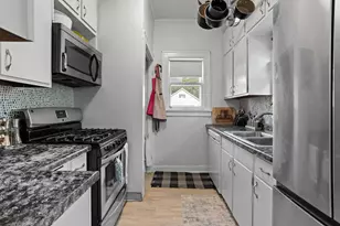 1010 11th St S, Fargo,  58103 - Photo 7