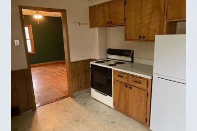 707 Minnesota Avenue SE, Willmar, MN 56201 - Photo 5