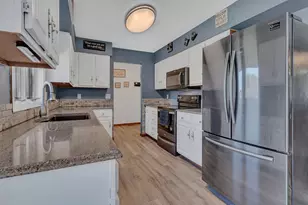 608 E Ash Ave, Olivia, MN 56277 - Photo 5