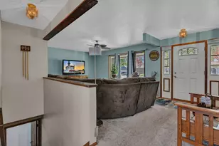 608 E Ash Ave, Olivia, MN 56277 - Photo 9