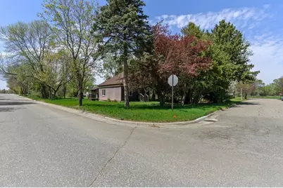 323 4th Street SE, Staples, MN 56479 - Photo 21