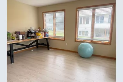 834 Wescott Square, Eagan, MN 55123 - Photo 3