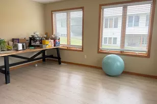 834 Wescott Square, Eagan, MN 55123 - Photo 3