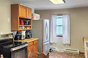 913 E Elm St, Redwood Falls, MN 56283 - Photo 3