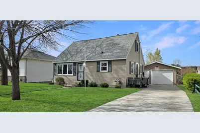 913 E Elm Street, Redwood Falls, MN 56283 - Photo 1
