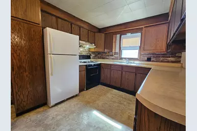 124 Park Avenue SW, Silver Lake, MN 55381 - Photo 5