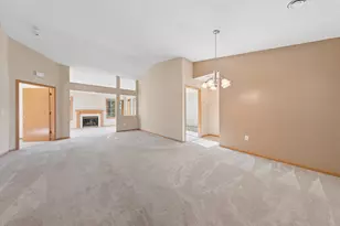 6524 Riverwood Ln, Brooklyn Center, MN 55430 - Photo 11