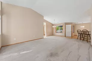 6524 Riverwood Ln, Brooklyn Center, MN 55430 - Photo 7