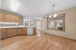 6524 Riverwood Ln, Brooklyn Center, MN 55430 - Photo 13
