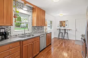 9055 Johnson Ave S, Bloomington, MN 55437 - Photo 7