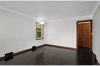 1015 Hubbard Avenue, Saint Paul, MN 55104 - Photo 5