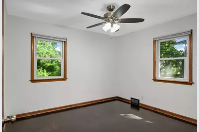 1015 Hubbard Avenue, Saint Paul, MN 55104 - Photo 11
