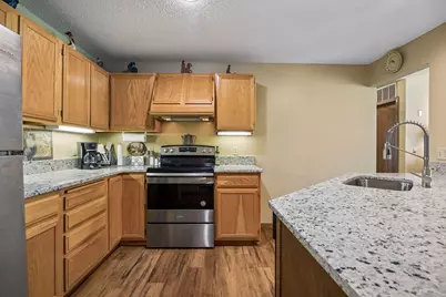 15710 26th Avenue N #D, Plymouth, MN 55447 - Photo 13