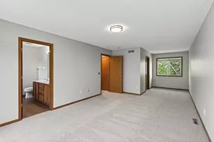 688 Eagle Ridge Rd, Woodbury, MN 55125 - Photo 19