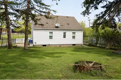48 Sidney Street E, Saint Paul, MN 55107 - Photo 17