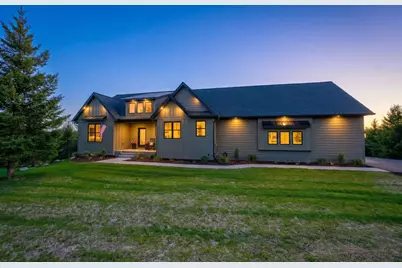 908 Gavin Pass, Hudson, WI 54016 - Photo 3