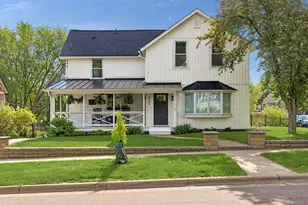 823 5th St S, Stillwater, MN 55082 - Photo 1