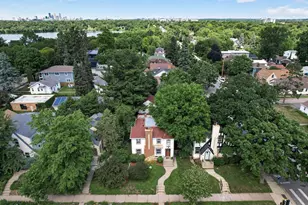 2716 E Minnehaha Pkwy, Minneapolis, MN 55406 - Photo 47