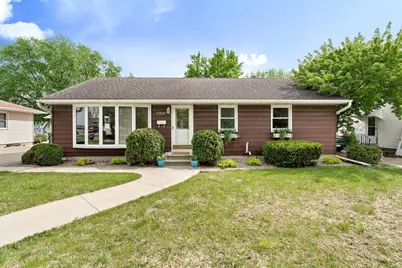 2106 6th Avenue NE, Austin, MN 55912 - Photo 1
