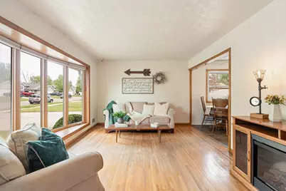 2106 6th Avenue NE, Austin, MN 55912 - Photo 9
