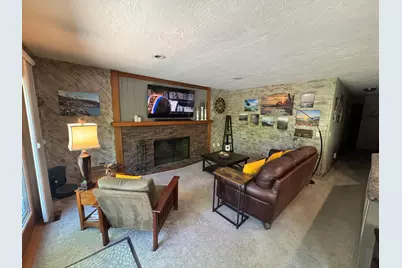 1345 Broadview Avenue, Chaska, MN 55318 - Photo 5